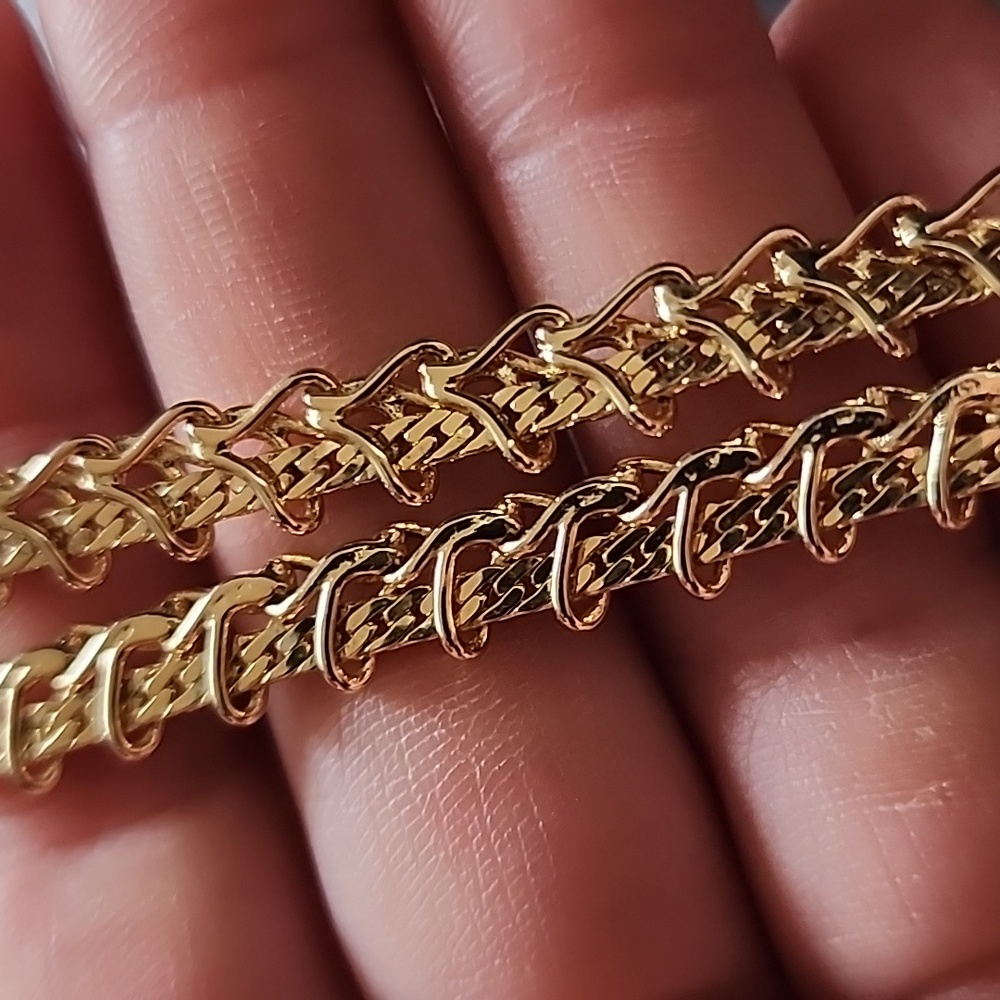 VTG Gold Chain Necklace - Picture 5 of 8